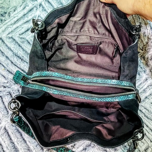 EUC - COACH DALTON 31 WITH COLORBLOCK & SNAKESKIN DETAIL (89076) - Picture 9 of 14